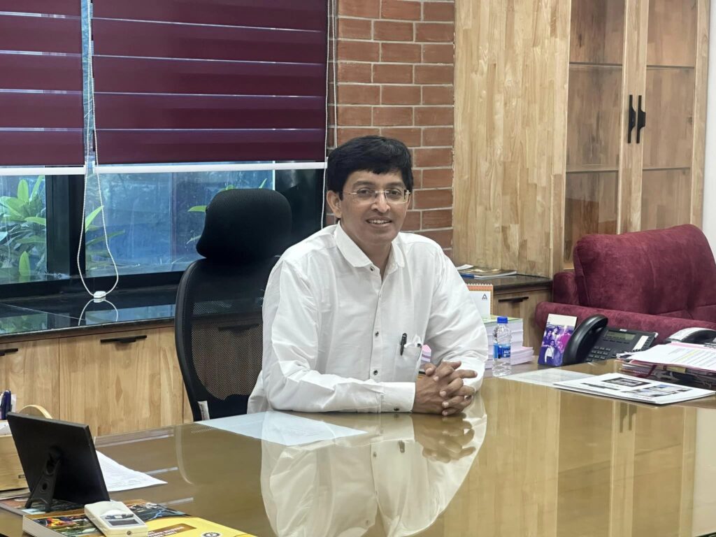 மின்சார ஒழுங்குமுறை ஆணைய தலைவராக மூத்த ஐஏஎஸ் அதிகாரி ராதாகிருஷ்ணன் நியமனம்.!