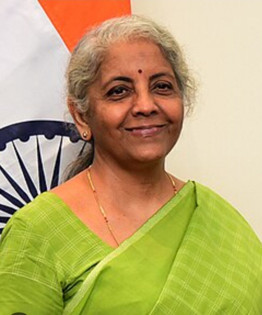 மத்திய அரசு வரிகுறைப்பு நடவடிக்கையில் ஈடுபட்டு வருவதாக நிர்மலா சீதாராமன் கூறினார்