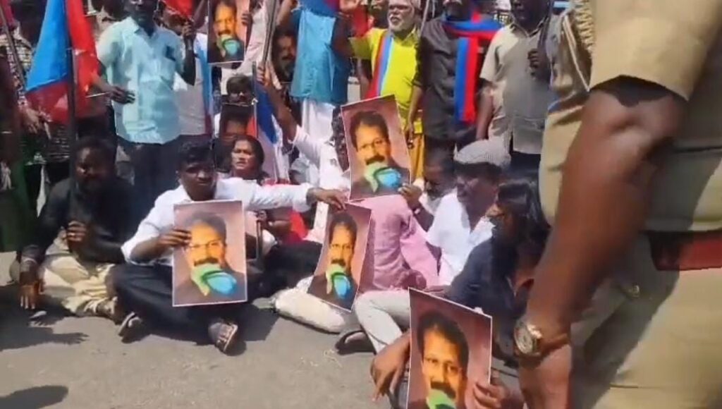 திண்டுக்கல்லில் விசிகவினர் திடீர் சாலை மறியல்; 50-க்கும் மேற்பட்டோர் கைது!