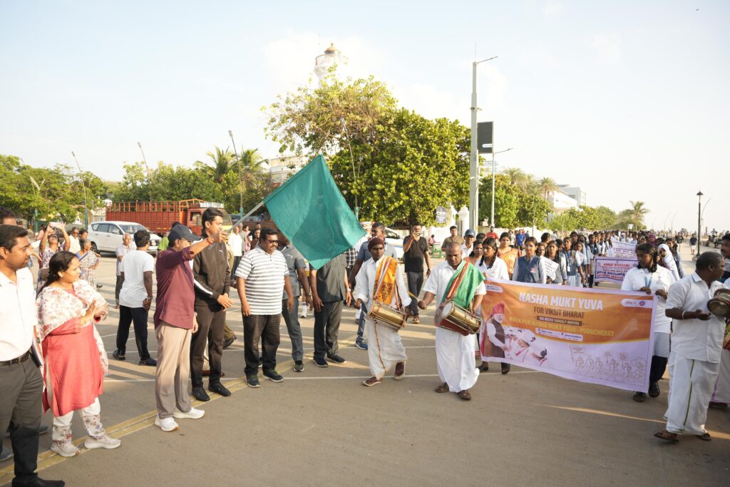 போதையில்லா இளைய சமுதாயம்- வளர்ச்சி அடைந்த பாரதம்