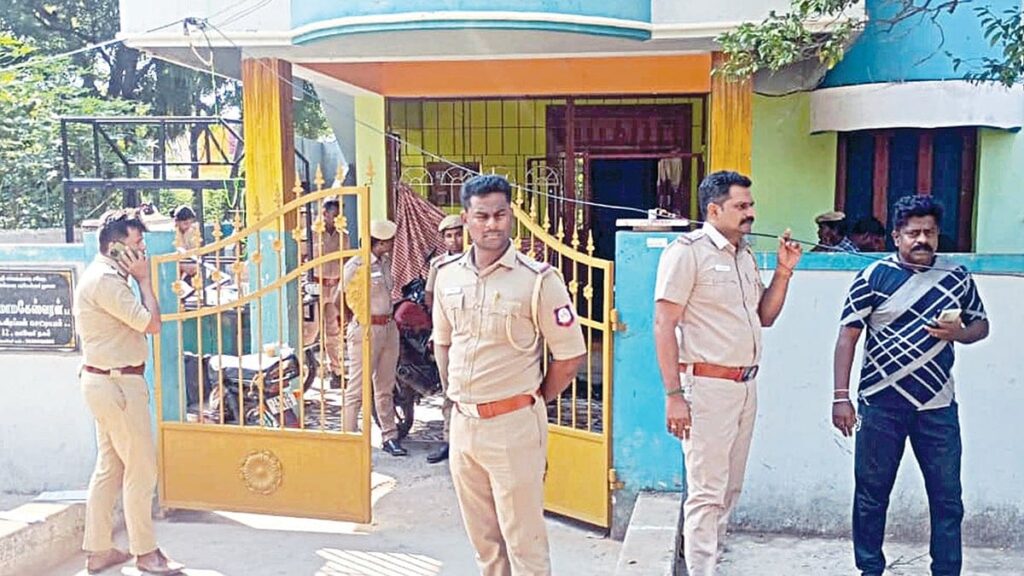 தஞ்சை-கோவையில் கைதான ஏழு பேருக்கும் பாக். தீவிரவாதிகளுடன் தொடர்பு: இந்தியாவில் நாச வேலைக்கு உடந்தை