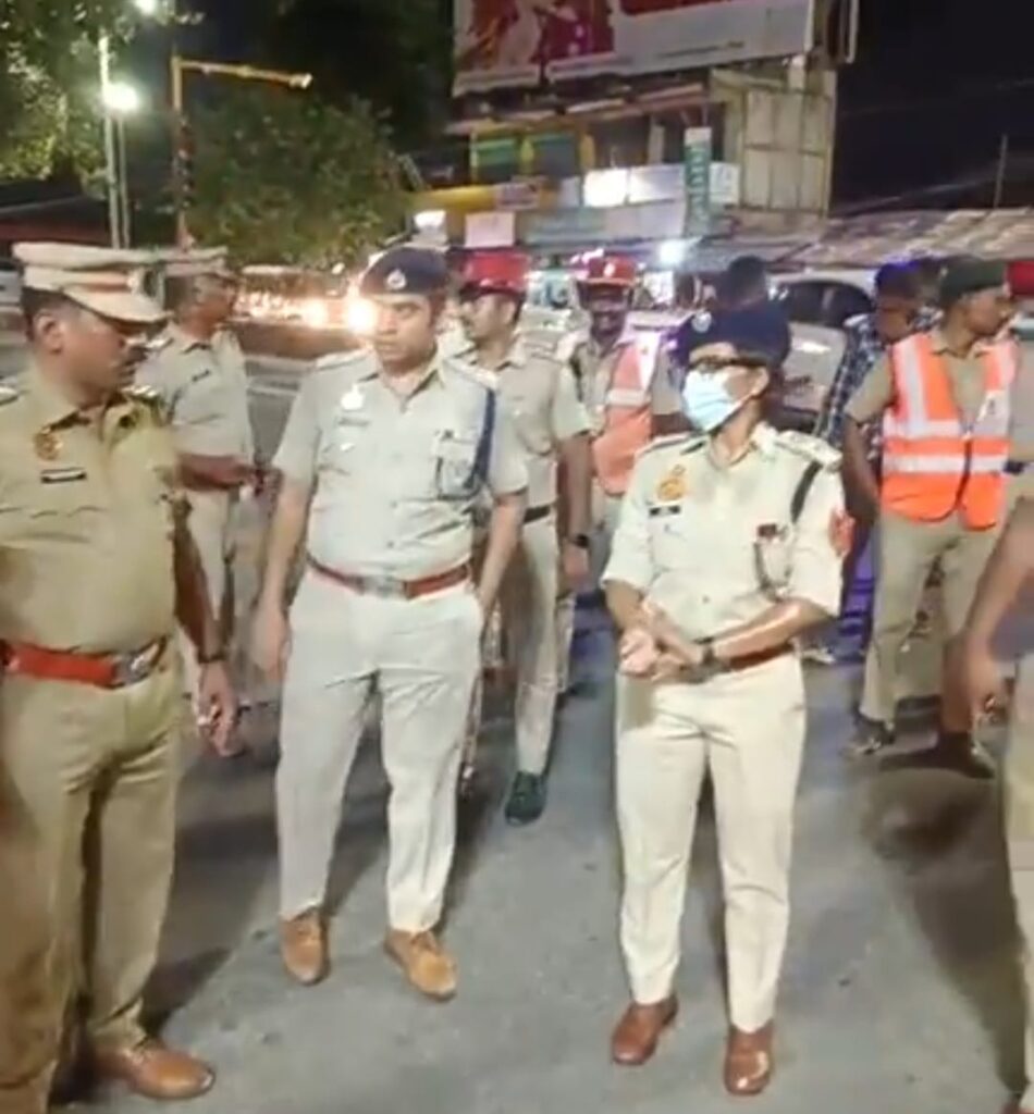 "புதுவை கவசம்" என்ற பெயரில் போலீசார் தீவிர வாகன சோதனை