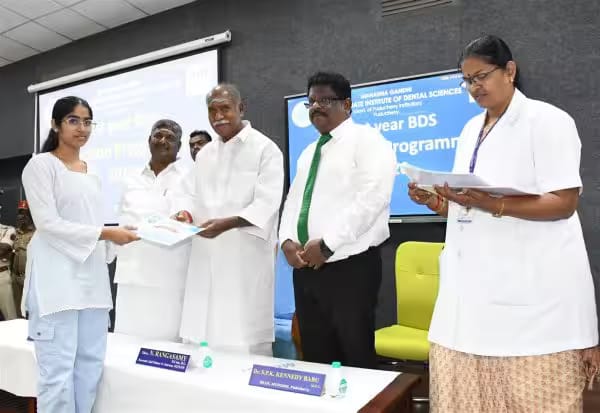 மகாத்மா காந்தி பல் மருத்துவக் கல்லூரிக்கு ரூ.10 கோடியில் விடுதிகள் 
