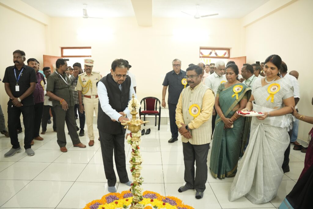 புதுச்சேரி சமுதாயக் கல்லூரியின் 30வது ஆண்டு விழா மற்றும் புதிய கட்டிடத் திறப்பு விழா