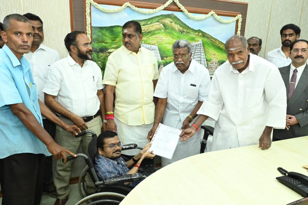 கலை மற்றும் பண்பாட்டு துறையில் காலியான பணிக்கு முதலமைச்சர் பணி நியமன ஆணை வழங்கினார்