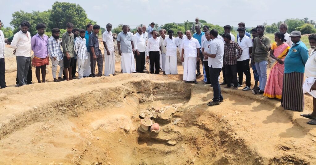 ஆதிச்சனூர் வசந்த கிருஷ்ணாபுரம் அகழ்வாராய்ச்சியை நேரில் பார்வையிட்ட சட்டமன்ற உறுப்பினர்