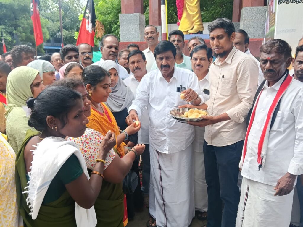 அனைத்திந்திய அண்ணா திராவிட முன்னேற்றக் கழகத்தின் 55–ஆம் ஆண்டு தொடக்க விழா