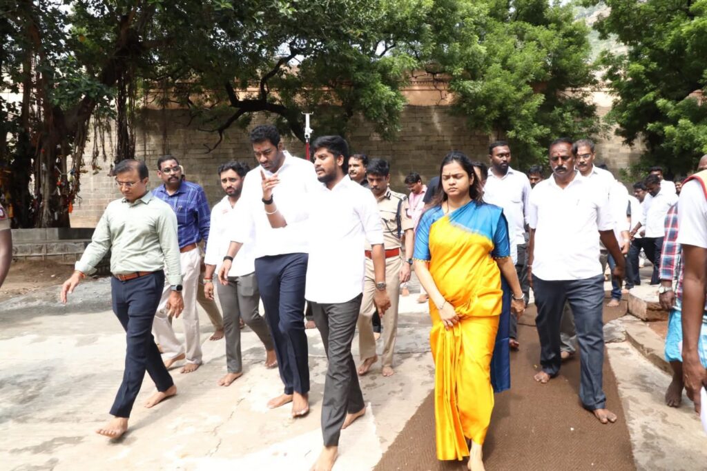 திருவண்ணாமலை கார்த்திகை தீபப் பெருவிழா – முன்னேற்பாடுகள் குறித்து ஆலோசனை