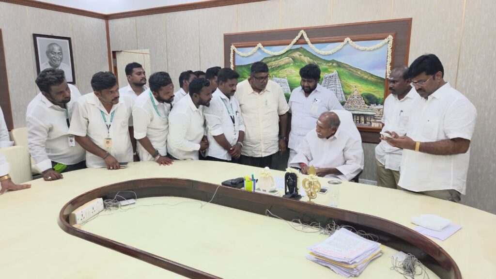 H2 Cab Service App-ஐ முதலமைச்சர் ரங்கசாமி அறிமுகம் செய்தார்