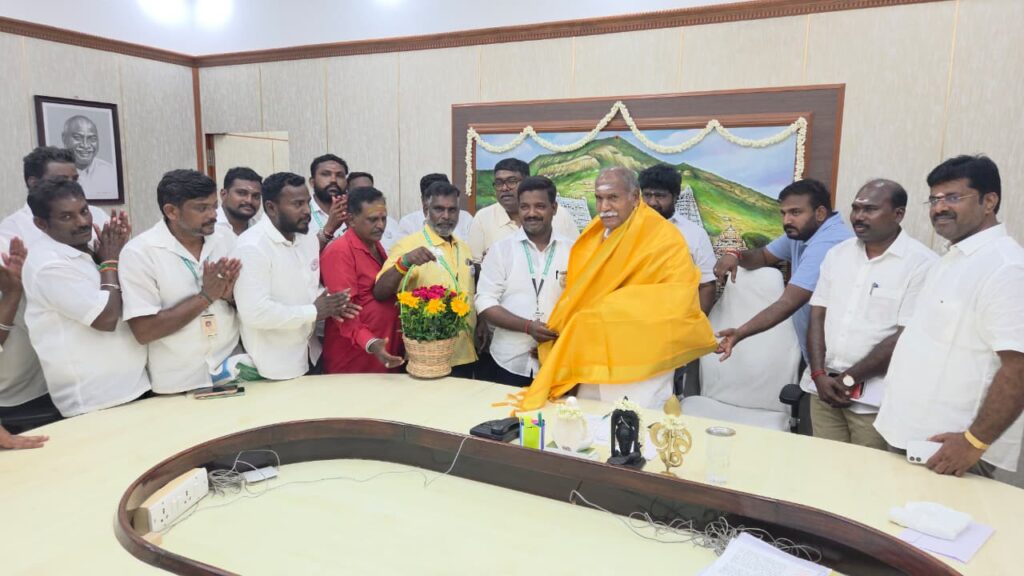 H2 Cab Service App-ஐ முதலமைச்சர் ரங்கசாமி அறிமுகம் செய்தார்