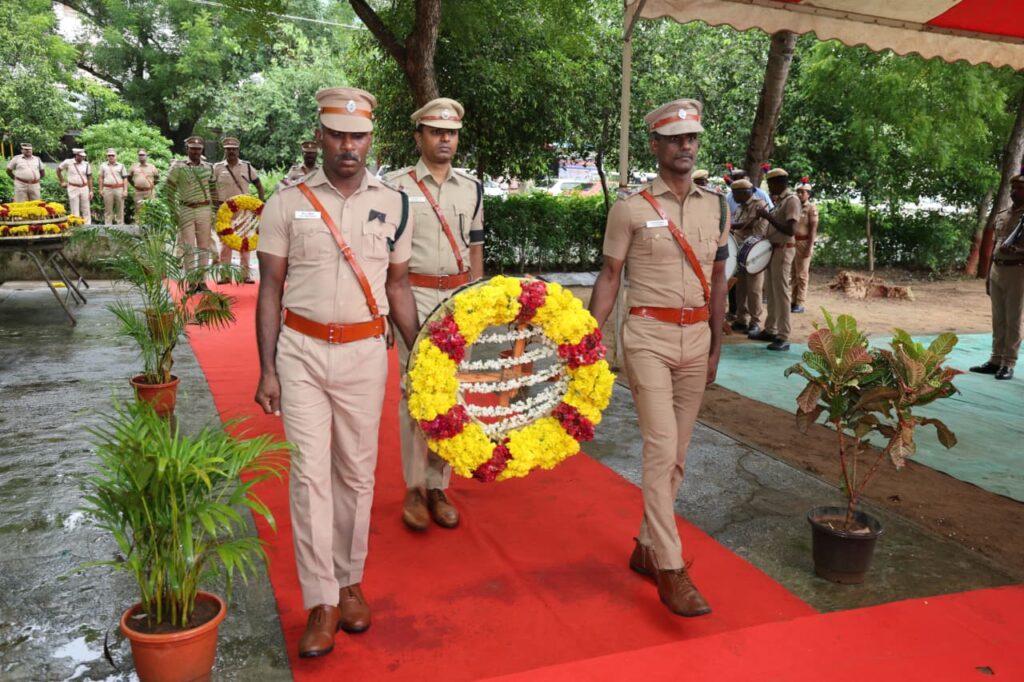 கடலூர் விழுப்புரம் மாவட்டங்களில் வீரவணக்க நாள் நினைவு நாள் 21 குண்டுகள் வழங்க அஞ்சலி செலுத்தப்பட்டது
