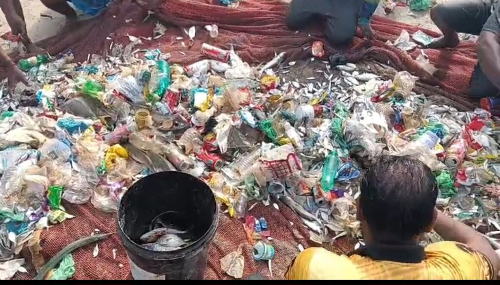 கடலில் பிளாஸ்டிக் பொருள்கள் கலப்பதை தடுக்க வேண்டும் – அனிபால் கென்னடி
