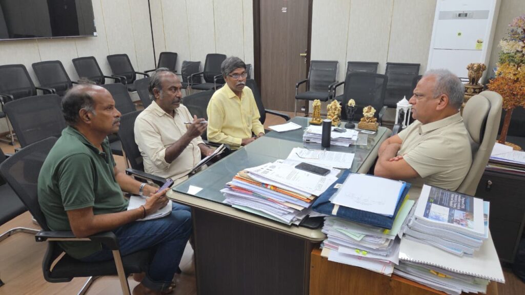 புதுச்சேரியில் தேங்கும் மழைநீரை உடனடியாக வெளியேற்ற கூடுதல் மோட்டார் பம்புகளை இயக்க அமைச்சர் மல்லாடி கிருஷ்ணாராவ் உத்தரவு