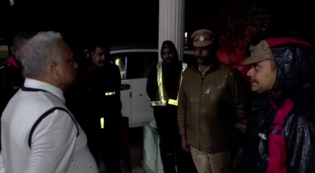 ஏனாம் மக்கள் எச்சரிக்கையாக இருக்க வேண்டும் - அமைச்சர் அறிவுறுத்தல்